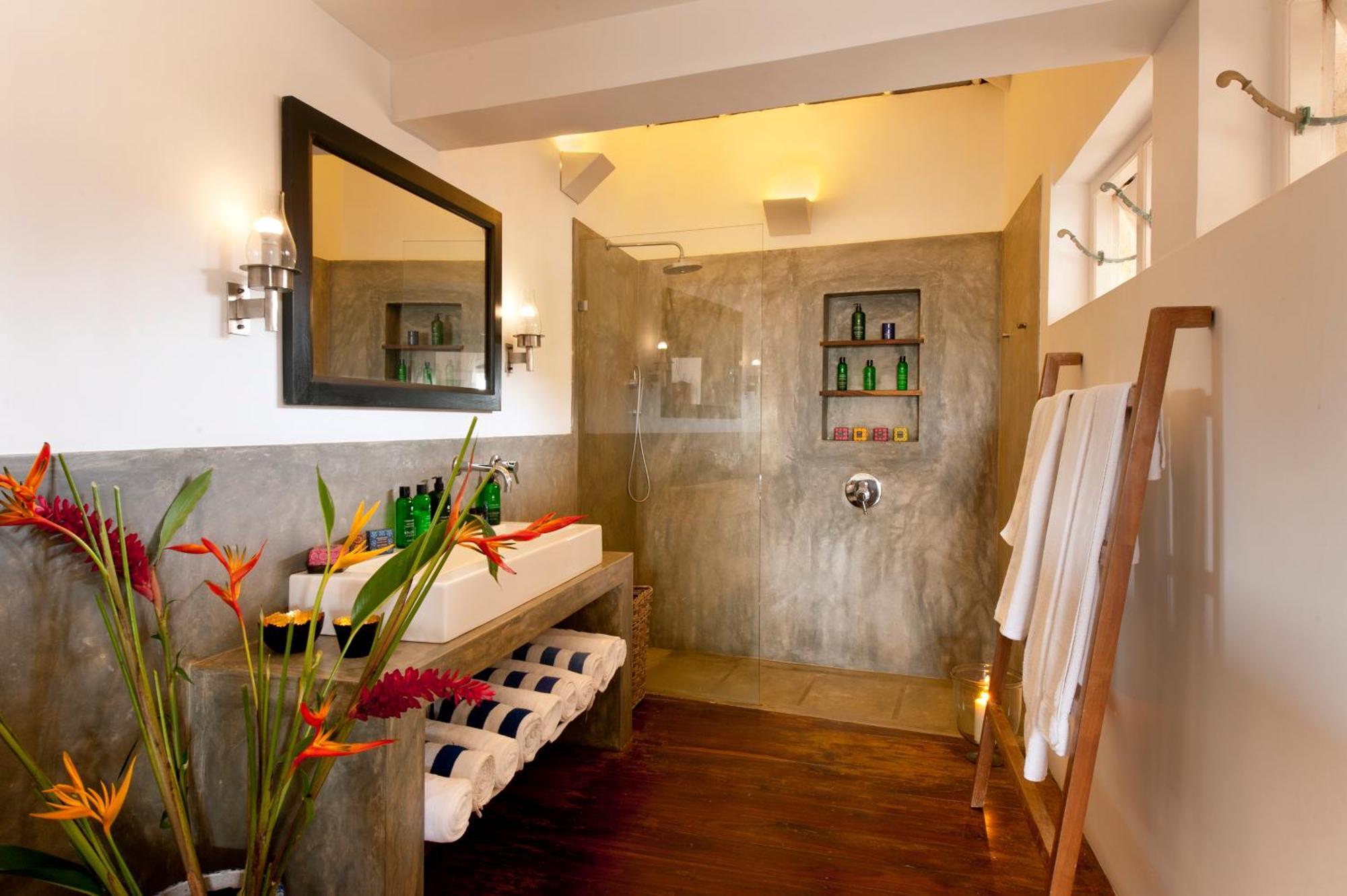 Pool, Roof Terrace, 3 Bedroom Villa, Galle Fort * Galle